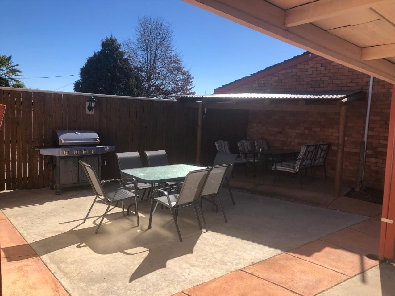 Anna Bella Motel Glen Innes Exterior photo